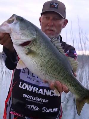 “My heart is beating 17-million miles per hour right now!” Well, @Wesley Strader envisioned a good bite early before it gets windy and what do you know? He just caught and released an 8-pound, 4-ounce tank.  #bigbass #bigfish #earlytexas #beautifulgirl #fatty @Suzuki Marine USA @Plano Outdoors @VisitEarlyTexas 