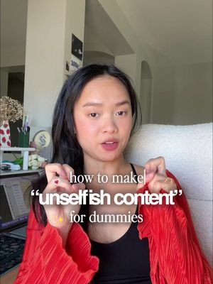 👇🏼 how to make unselfish content for dummies  selfish content is all about you, with no context or relevance to anyone else. and unless you’re already famous, most people aren’t going to stop scrolling for that. unselfish content flips the lens to now build the content around your audience’s problems, questions, and desires. 