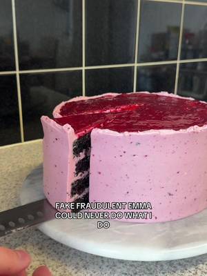 blackberry velvet cake 🤨