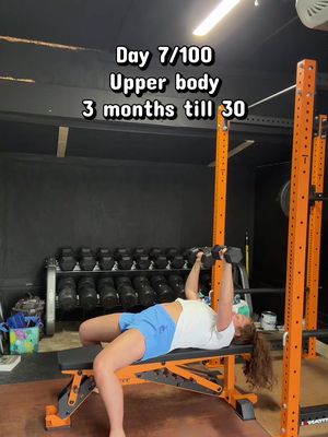 It’s all about the momma glow up am I right? #mommaglowup #postpartum #postpartumbody 