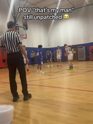 Never getting patched 😭 #thatsmyman #basketball #fail #lol (via joketronic_24/IG)