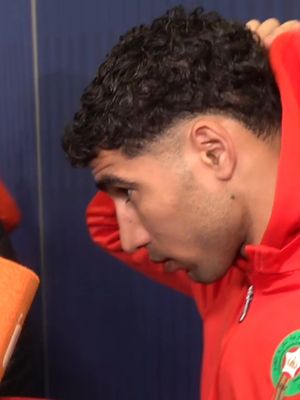 🤯“NOS HAN PUESTO EL PARTIDO DIFÍCIL Y EL EMPATE ES MERECIDO” 🤯 🗣️ @gabrielaalcivar12 conversó con Achraf Hakimi, quien destacó a su amigo Willian Pacho y reconoció que Ecuador es una selección con jugadores muy buenos.