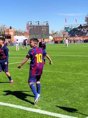 Empata ELCLÁSICO el @fcbarcelona 💙❤️ #LALIGAFCFUTURES #SportsOnTikTok #DeportesEnTikTok 