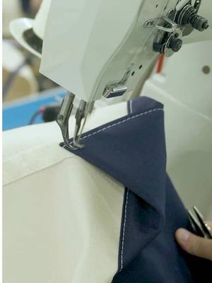 Spend a day in our Brunswick, Maine, manufacturing facility with Robin, an expert Boat & Tote stitcher with 3 decades of experience.