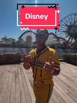 Love you and Disney @Ty Jackson 💛 #fyp #disney #savannahbananas #friends #disneyday 