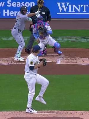Another day, another Mune home run! #homerun #MLB #highlight 