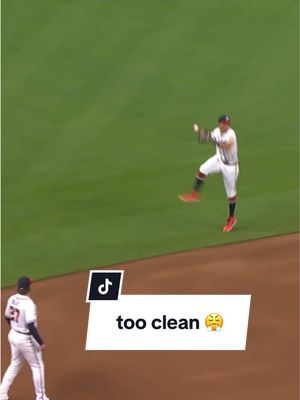 What a play!  #MLB #braves 