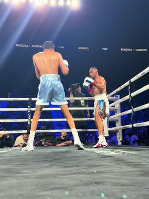 Saved by the Bell. 🔔 Keith Thurman narrowly survives a Round 5 onslaught from the Towering Inferno.