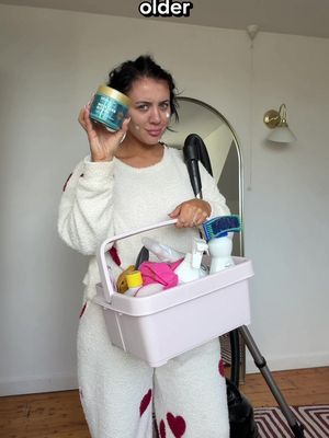 A WEEKDAY TREAT WE ALL NEED AS WOMEN! YOU the running water 💦 and unlimited time pampering yourself ✨ GET READY FOR THE 🧖SCALPCASM RITUAL 💭 with @Head & Shoulders UK brand new DERMA X PRO RANGE! Designed to give your scalp the love she deserved, Each steps Cleans,Hydrates and Stimulates to give you the best hair day your house has ever seen! AD