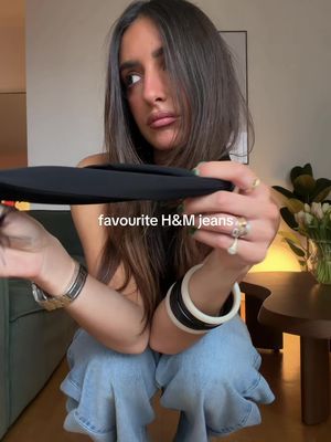currently living in these @H&M jeans | publicité  