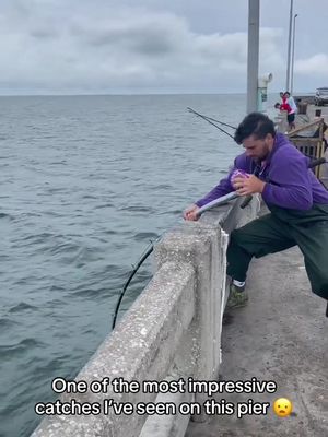 Most impressive catch you’ll see today 😦 (🎥:@Skyway Misfits) 