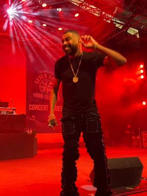 My whole life has changed... since I saw Ginuwine! ❤️ #sevenseasfoodfestival #seaworldconcertseries #ginuwine #seaworldsanantonio