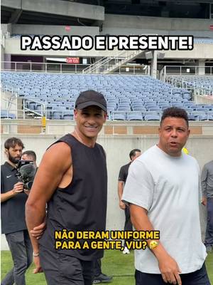 PASSADO 🤝 PRESENTE! Esquece, a Seleção dos craques! 🇧🇷  @Lukinhas  #brasil #futebol #selecaobrasileira #ronaldo #rivaldo 