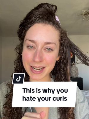 I see this mistake ALL THE TIME!  #curlyhair #curlyhairroutine #curlyhairtutorial 