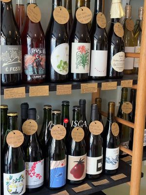 Perfect place for natural wines and organic food!! 🍷🥬 #manchester #wine #recomendation 