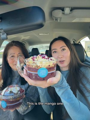 #ad Tropiboba bowl = Mom approved ✅ So good and so fresh! 🍌🍓🍍 Only available for a limited time @Tropical Smoothie! #acaibowl #tastetest #poppingboba 