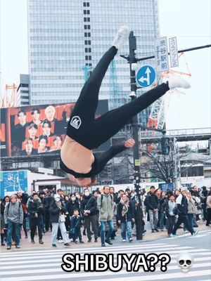 What the hell is happening in Shibuya?? #shibuya #shibuyacrossing #tokyo #tricking #japan 