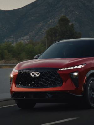 Smarter at every turn. ProPILOT Assist 2.1. Intelligent AWD. Klipsch Individual Audio. Total confidence, fully connected. The INFINITI QX65. #INFINITI #QX65