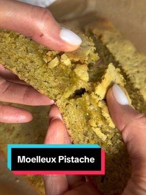 Moelleux à la pistache  Est ce que tu as testé cette pâte de pistache ?  Ingrédients :  - 140g de pâte de pistache   - 2 œufs   - 80 g de sucre   - 100 ml de crème liquide entière   - 100 g de farine   - 1/2 sachet de levure chimique   Quantité pour un moule de 18 cm de diamètre ou un carré de 16cm x 16 Cuisson :   - Enfourner 19 minutes à 170°C.   - Les bords doivent être pris et le centre légèrement souple.   Repos :   - Laisser refroidir au moins 30 minutes avant de couper (texture fondante).   Enjoy ❤️ #pistachio#cake#recettefacileetrapide#pastry
