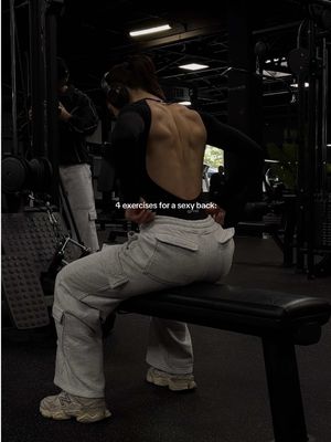 backless dress szn is upon us 😏 @DFYNE code BREE #gymgirl #backworkout #backday #dfyne #gymoutfit 