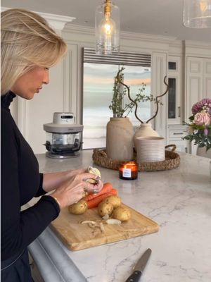Easter is round the corner and if you're hosting like me then I've got the best tip on how to make the perfect roast dinner without having to spend the whole day in the kitchen... 🍗 🙌 🍷  The Ninja CRISPi Pro!  It has genuinely made family meals so much easier - one dish, straight from oven to table to dishwasher 🤍 Less time cooking and more time actually sitting down together 🥂 @ninjakitchenuk #NinjaCRISPiPro #ad