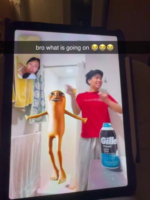my roommate keeps hiding in the shower 😭😭😭 #brainrot #tungtungtungsahur #memes #couples #tung 