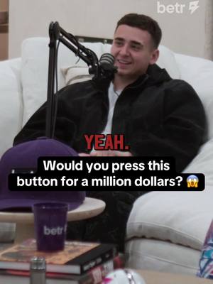 Gelo answered so fast 😂 #Podcast #Questions #LonzoBall #LiAngeloBall #Ballinthefamily
