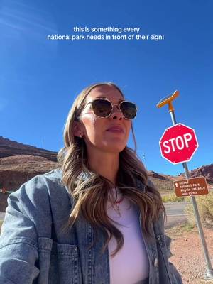 I’d like to sincerely thank Arches National Park for thinking of this genius idea because it made getting photos of my husband and I SO much easier! I wish all national parks had this at their sign! I also wish I were at Arches right now hiking 😂 #travelcontentcreator #nationalparks #archesnationalpark 