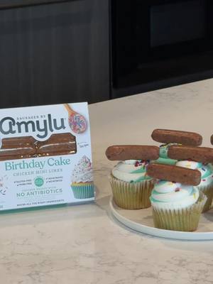 Our Birthday Cake Mini Links are an office favorite!! 😋