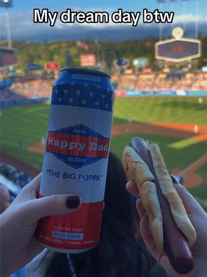 Makes me want a happy dad and hot dog real bad 🌭