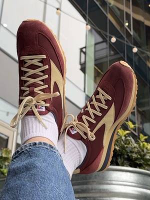Return of the classic Brooks Vanguard #sneakers #springshoe #fashioninspo #shoeinspo 