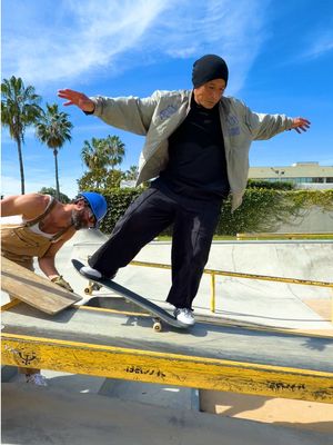 Heavy lifting w/@Daewon song 
