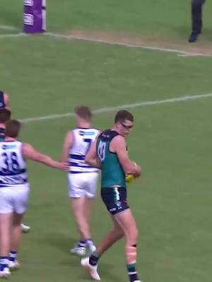 Cox puts Thunder in front🔥 Catch the second half live now on Channel 7 and 7plus @peel.thunder
