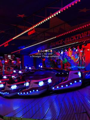 Take me back to Hawkins please 🎡🍿 I need a Stranger Things summer 🪩🍦 . . . . #strangerthingsfan #hawkins #strangerthingsnetflix #strangerthings #summermood 