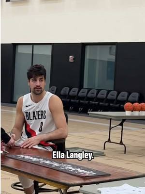 The Blazers are big fans of @Ella Langley 🎶 #country #music #trailblazers #funny #NBA 