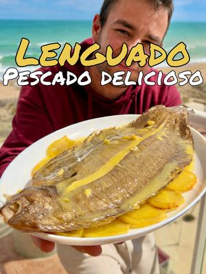 🌊LENGUADO🌊 “Un pescado delicioso” Que pocas cosas más bonitas habrá que venirse a la costa y prepararse un pescado plano como el lenguado o rodaballo con se respectivo pilpil, fácil y delicioso! Que lo disfrutéis. . . . . #pescado #lenguado #recta #horno #pilpil