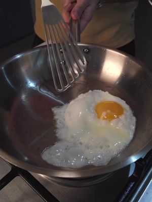 You’re using stainless steel wrong 🍳  #food #delicious #cooking #Recipe #eating 