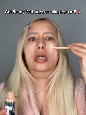 GRWM on a wiggle board 🫨 Do you like the result? 👀 #makeup #makeupchallenge #fyp #viral #beauty 