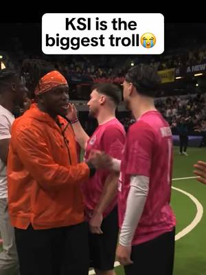 doesn't show up for her own team smh #chloekelly #primetime #ksi #ballerleague 