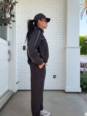 The Skyline Barrel Pant a.k.a. the only structure we want for our weekend @megkaiser