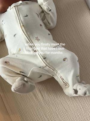 my little active baby 🥹🤍 #motherhood #newbornbaby #babykicks #newbornkicks #firsttimemom  