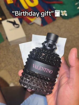 This was a coworker I thought was cool…NOT a day 1🚫🧾💸 #Stingy #BirthdayGift #Reciept #GiftTax #PayBack 