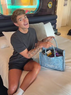 unpacking my travel bag