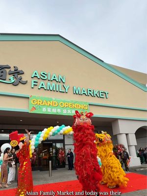 This might be the biggest Asian grocery store in Tukwila👀 #washington #grocerystore #seattle #seattlewashington #seattletiktok 