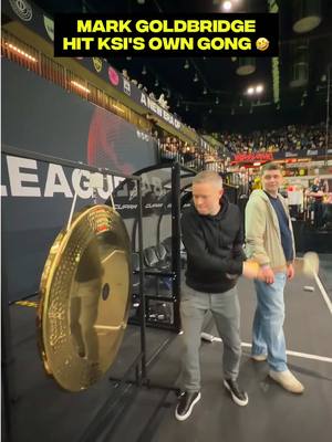 @Mark Goldbridge giving @KSI a taste of his own medicine 🤣😭