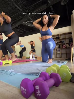 I know I can’t be the only one lol 😂  #pilates #yogasculpt #atl #wellness @Vuori Clothing 