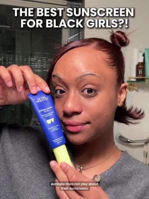 is this the best sunscreen for black girls? two downsides of australia: skin cancer and BUGS 😭 as a dry skin girlie, i love the @Ultra Violette Australian SPF supreme screen! i think for the summer ill skip additional moisturizer and just use this #blackgirlsunscreen #ultraviolette #sunscreenreviews #blackgirlskincare 