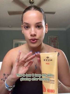When I’m telling you this lotion is magicc✨I don’t know what nuxe put in their products that they are all amazingg. #nuxe #products #tanningproducts #summerproducts #tipsforgirls 