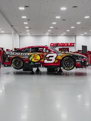 The Long Beard XR car is back. We’re proud to represent Winchester, Bass Pro Shops, and The National Wild Turkey Federation this weekend at Bristol Motor Speedway!