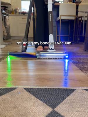Learn from my mistakes 😅😅 #tiktokshopcreatorpicks #tiktokshopstockup #sharkvacuum #vacuum #CleanTok 